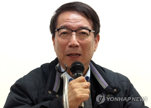 발언하는 정운찬 전 총리