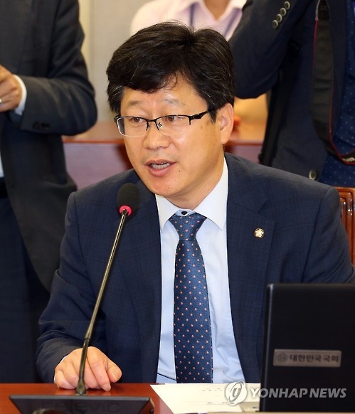 민주 "경선 '역선택' 조장 박사모 회원 등 고발하겠다" - 1
