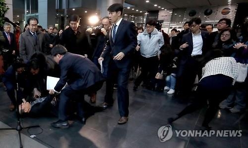 '재개발 보상에 불만'…70대男, 박원순 시장앞서 자해(종합2보) - 1