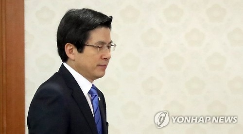 黃권한대행 '특검 연장' 묵묵부답…다음주초 결정 가능성 - 1