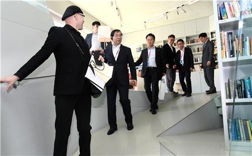 빈 자르파브릭 협동주택을 찾은 박원순 시장