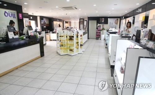 텅 빈 인천 중구 휴띠끄 매장