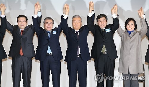 文, 거침없는 '영토 확장'…홍석현 만나고 김종인에도 '손짓'(종합) - 2