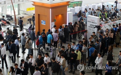 대선 사전투표 11시 655만명…투표율 15.44%로 최고치 '훌쩍' - 1