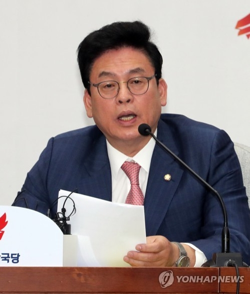 한국당, 탈당파 복당·친박 징계해제 최종확정…107석 제1야당(종합) - 1
