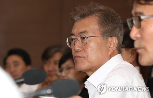 文대통령 "관정개발 등 가뭄대책비 조기 집행" 지시 - 1