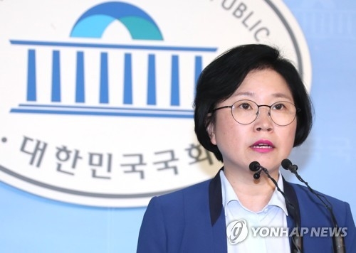 민주 "朴전대통령·황교안·한민구·김관진, 응분의 책임져야" - 1