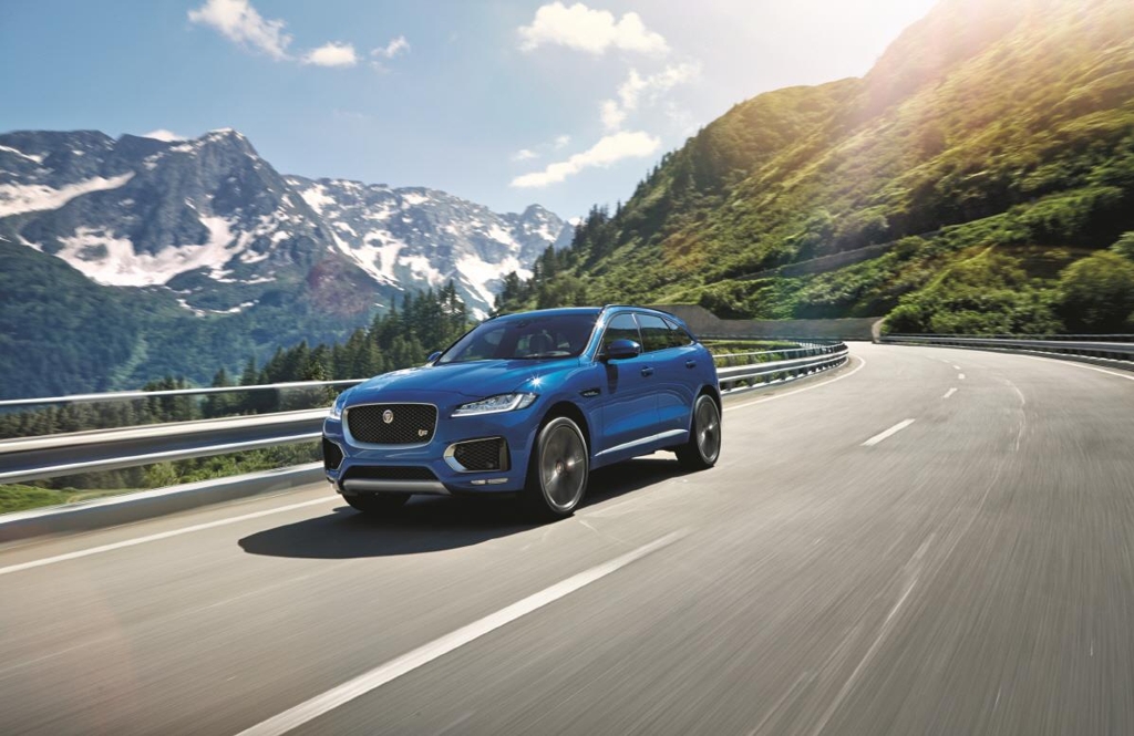 재규어 SUV 'F-PACE' 국내 가격 300만원 인하 - 1