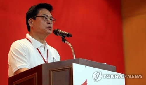 자유한국당 정우택 당대표 권한대행 겸 원내대표