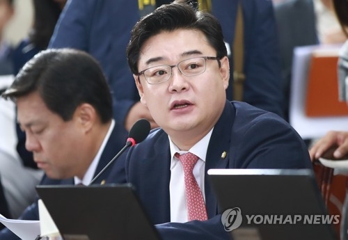 한국당 김성원 대변인