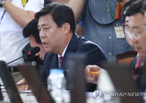 한국당 "김상조, 자격미달"…임명 강행시 국회보이콧도 검토 - 1