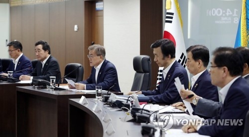 文대통령 '채찍과 당근' 동시에…단호한 경고속 "다른 길 있다" - 2
