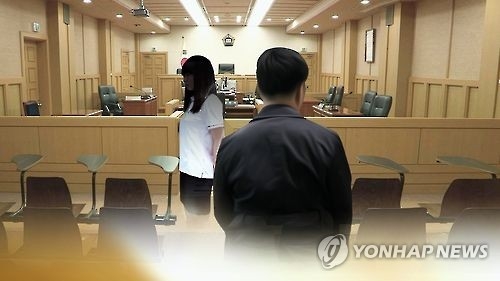 초등생 친딸 상습 성폭행 '인면수심' 50대 징역15년 - 1