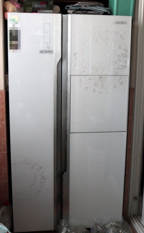 아기 시신 2구 발견된 냉장고