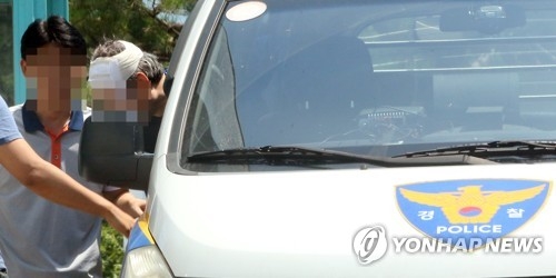 인터넷 기사 살해 혐의 50대 고객