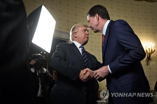 도널드 트럼프 미국 대통령과 제임스 코미 전 FBI 국장