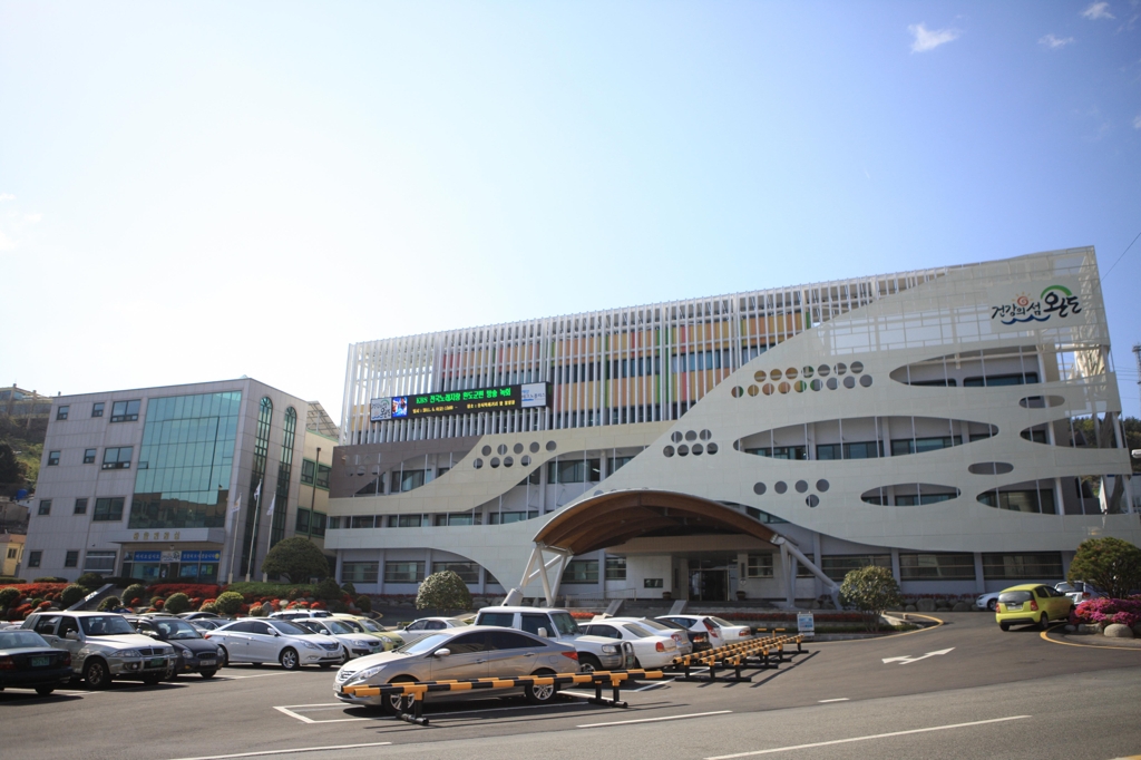 완도군 청사 전경