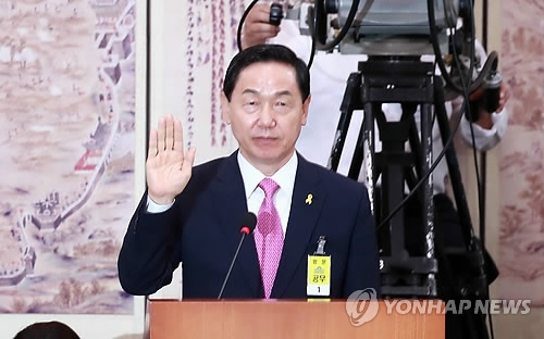 김상곤 청문회, 논문표절 공방…"즉각사퇴" vs "명예훼손" - 3