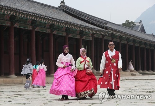 경복궁의 관광객