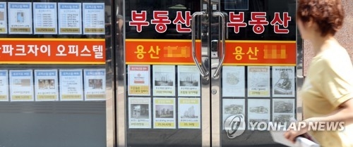 울고싶은 증시 뺨때려준 정부대책…코스피 조정 본격화하나 - 3