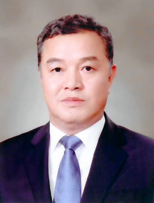 김윤기 전 아트광주사무국장