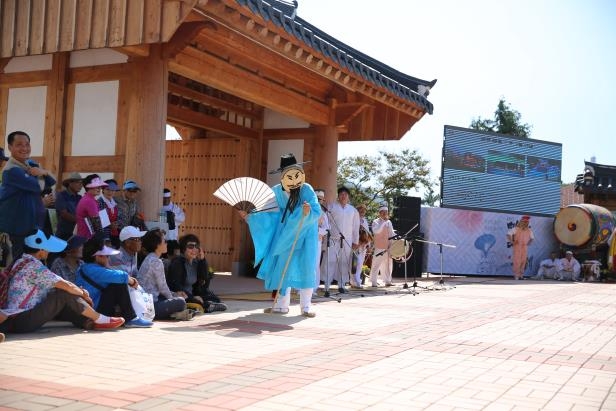 통영 오광대 놀이