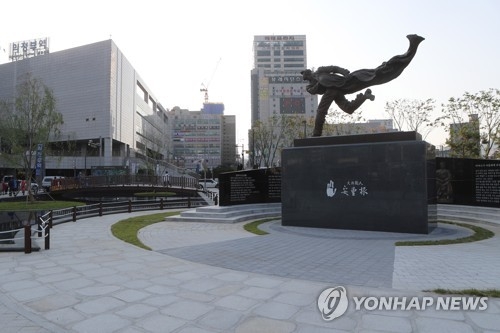 가림막 제거된 의정부시 '안중근 동상'