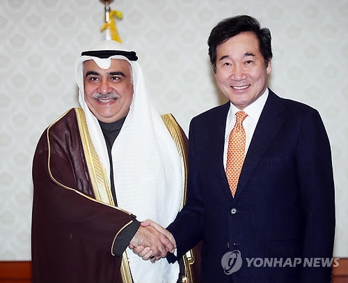 이낙연 총리 사우디 경제기획부 장관과 악수