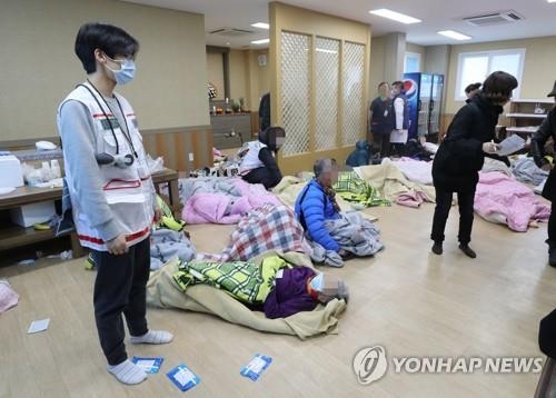 장례식장으로 대피한 요양병원 환자