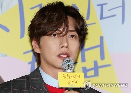 박해진, 미세먼지 개선 위해 중국에 나무 심는다0