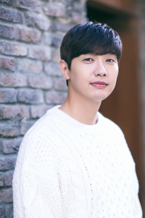 지현우
