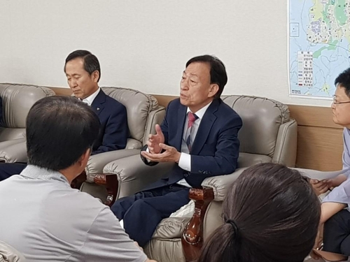 기자간담회하는 설동호 대전교육감
