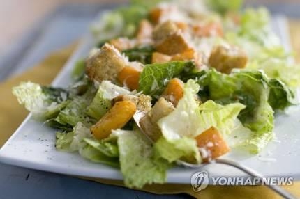 美중부 맥도날드 샐러드 섭취 후 장내기생충 감염 늘어 - 1