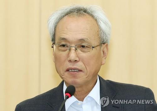 문성현 경제사회노동위원회 위원장