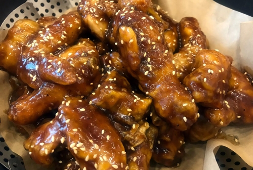 수원 통닭거리에서 실제 메뉴로 나온 왕갈비통닭