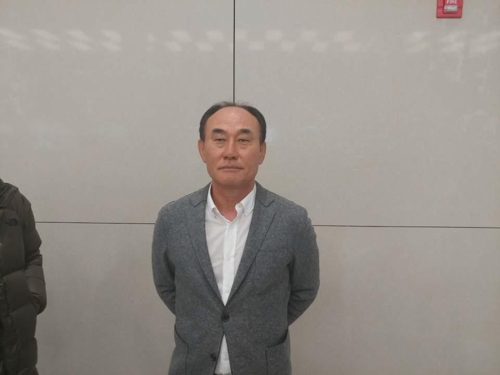 12일 태국 전지훈련을 마치고 입국한 김학범 U-22 축구대표팀 감독.