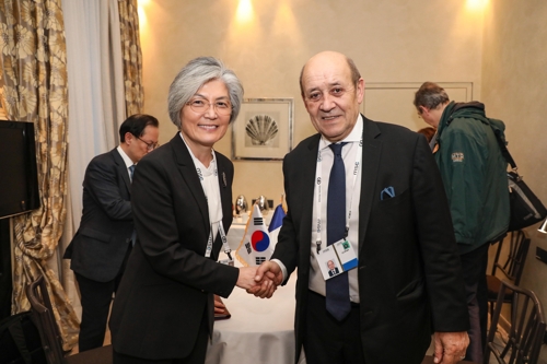 강경화, 르 드리앙 프랑스 외교장관과 회담