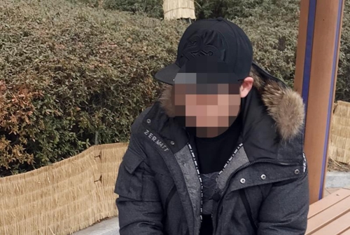 인터뷰하는 동전 택시기사 아들