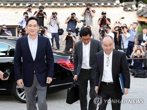 만찬장 향하는 이재용과 손정의