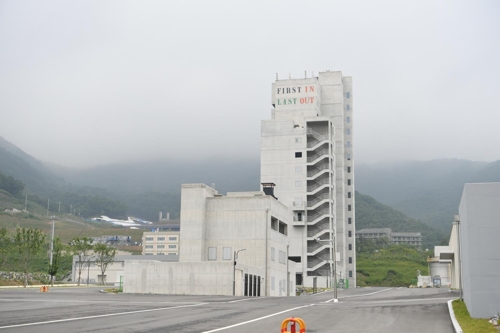 중앙소방학교 내 '복합고층건축물 화재진압 훈련장' 모습