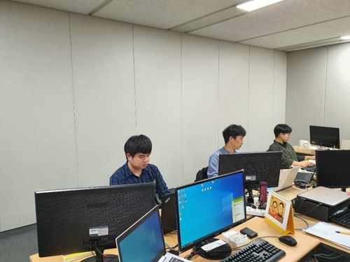 한국폴리텍대학 "스마트금융과 8명 데이터스트림즈 입사 확정" - 1