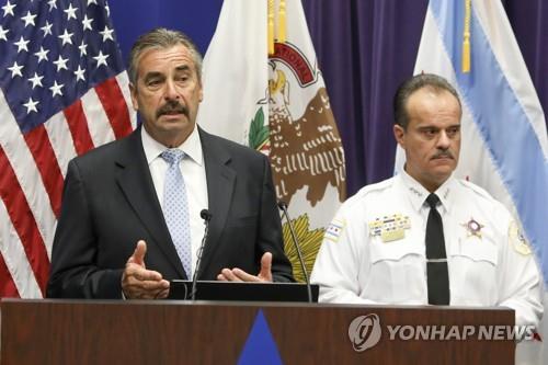 시카고 경찰 "페이스북이 범죄집단 수사 방해"