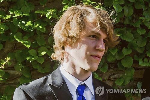 스타워즈 제다이가 된 21살의 '영웅'