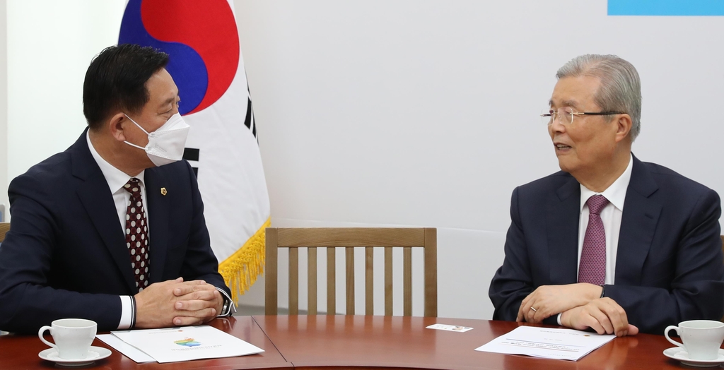 국민의힘 방문한 김한종 전남도의회 의장