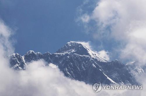 세계 최고봉인 히말라야 에베레스트