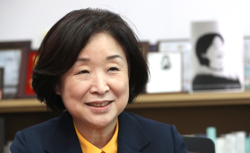 연합뉴스와 인터뷰하는 정의당 심상정 대선 후보