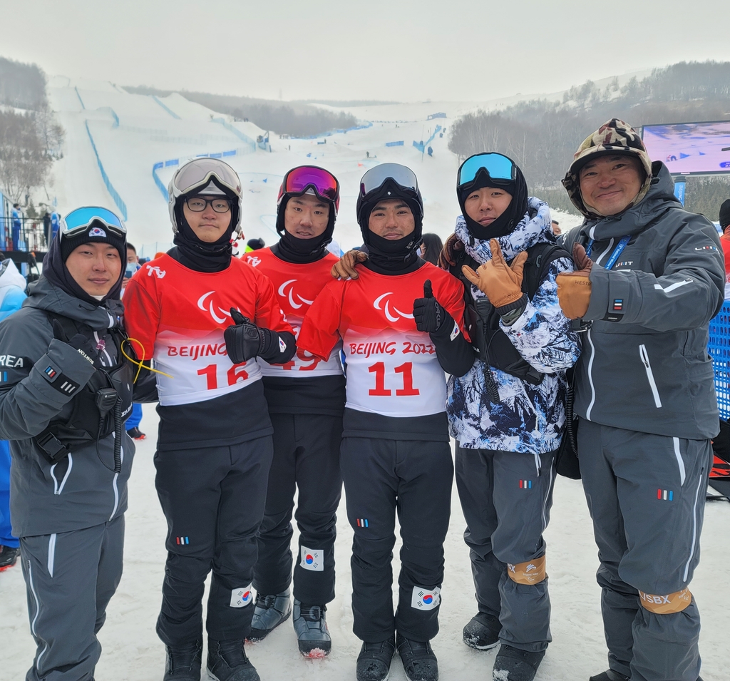 2022 베이징 동계 패럴림픽 출전한 스노보드 대표팀 