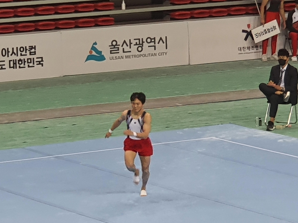 신재환의 마루운동 연기