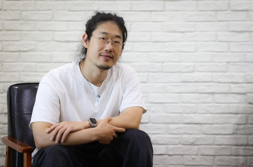 웹툰 '갓 오브 하이스쿨'의 박용제 작가