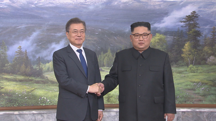 대북 강경론 경계…"이념의 외톨이 남지 않길"